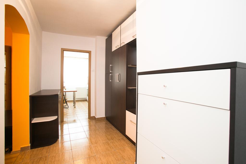 Sky Residence Bucharest Room photo